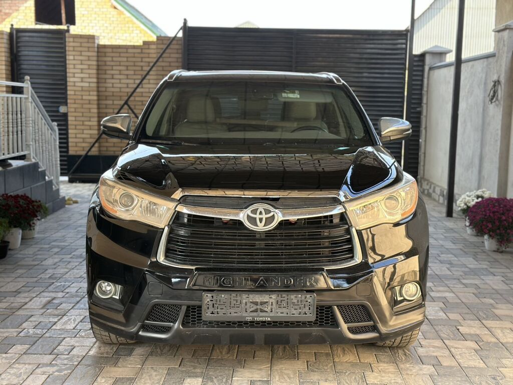Toyota Highlander: 2015 г., 3.5 л, Бензин, Кроссовер: фото 2