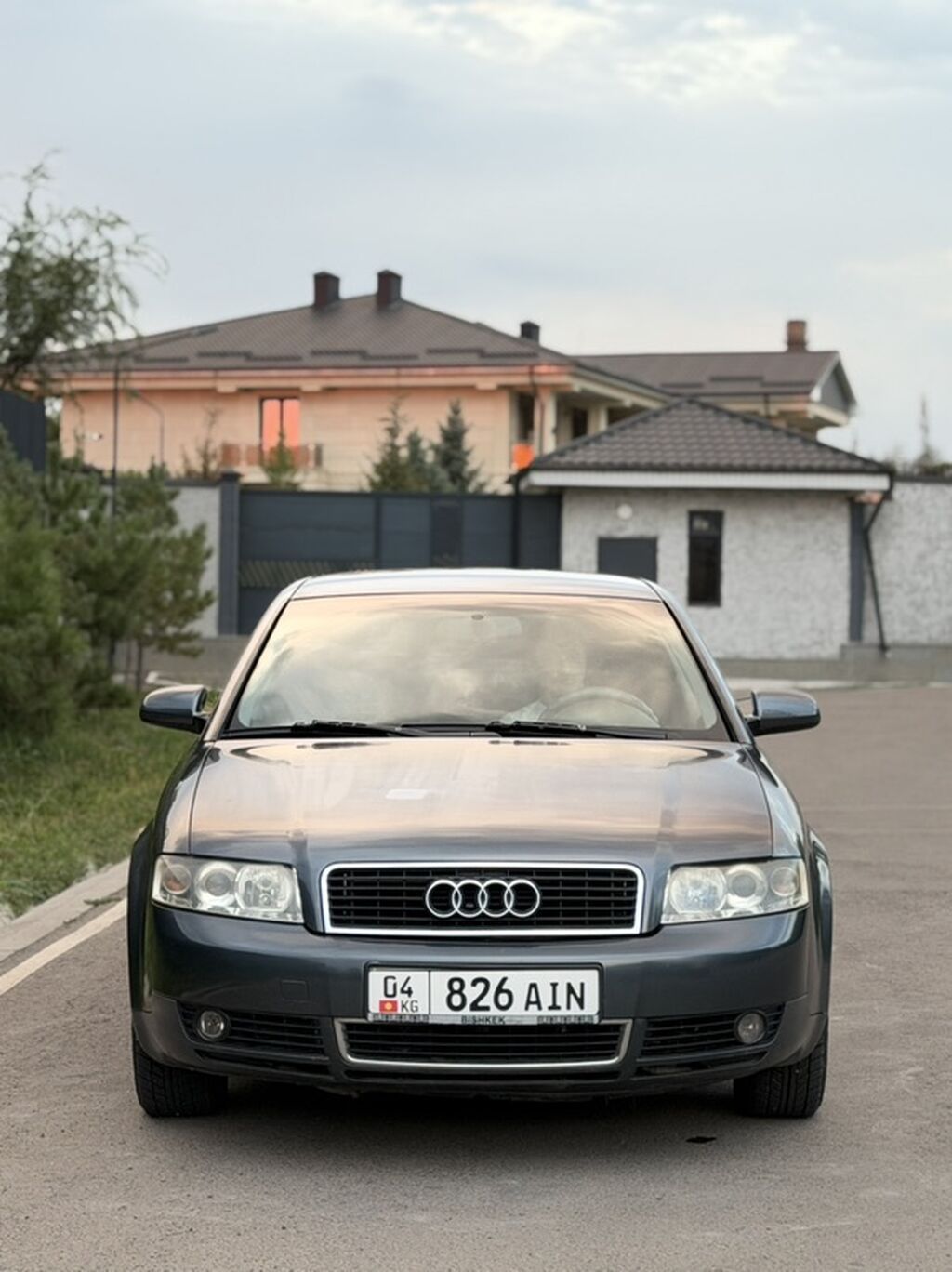 Audi A4: 2002 г., 2 л, Автомат, Бензин, Седан: фото 3