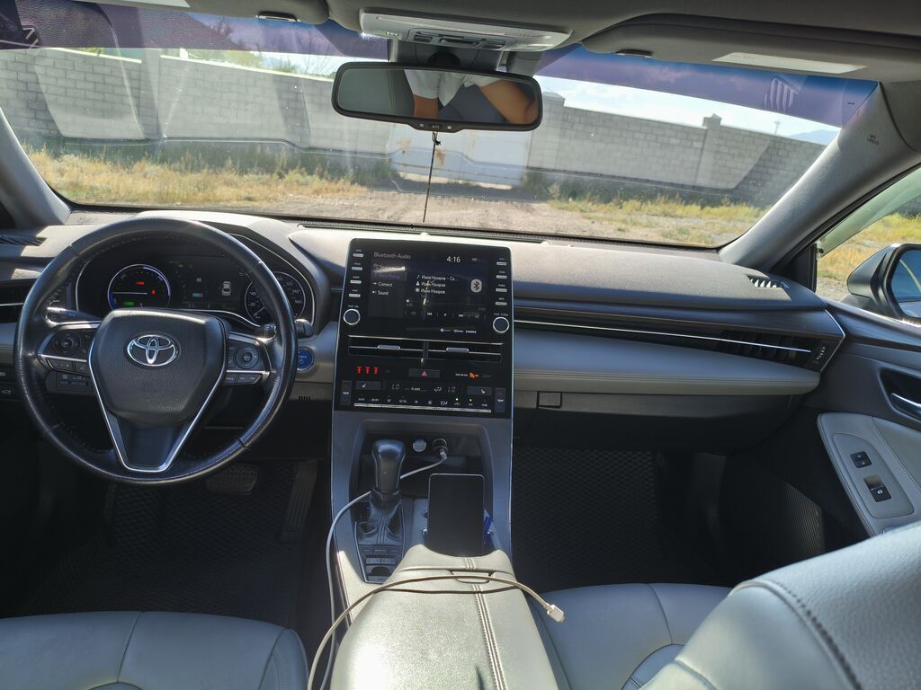 Toyota Avalon: 2020 г., 2.5 л, Автомат, Гибрид, Седан: фото 2