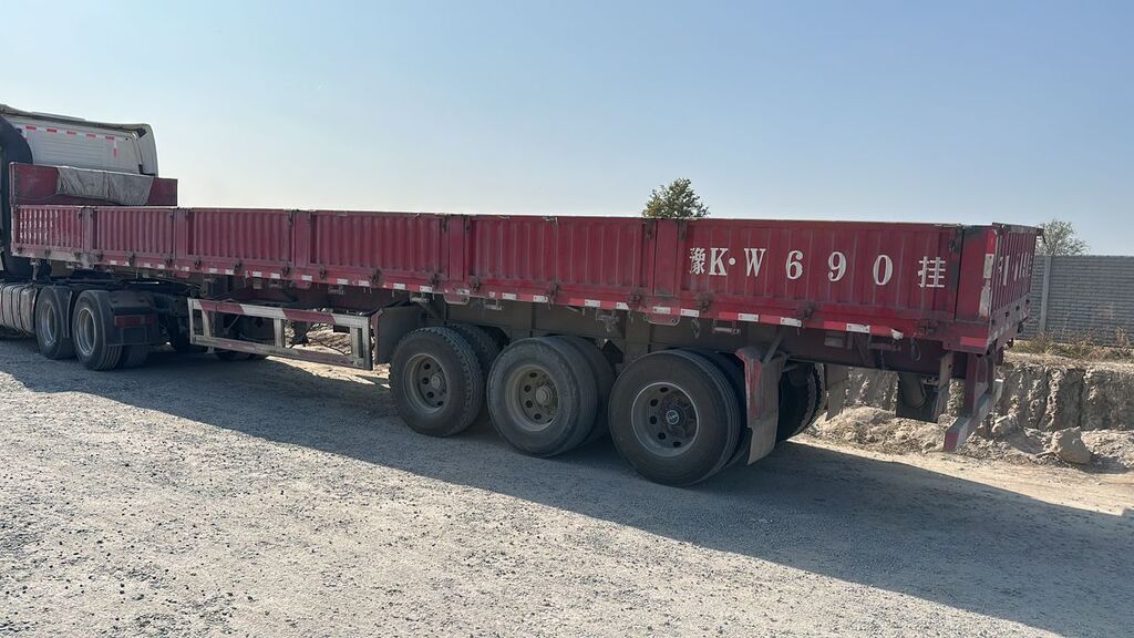 Полуприцеп бортовой/площадка, 3-осный, красный цена 400 000сом -: фото 3