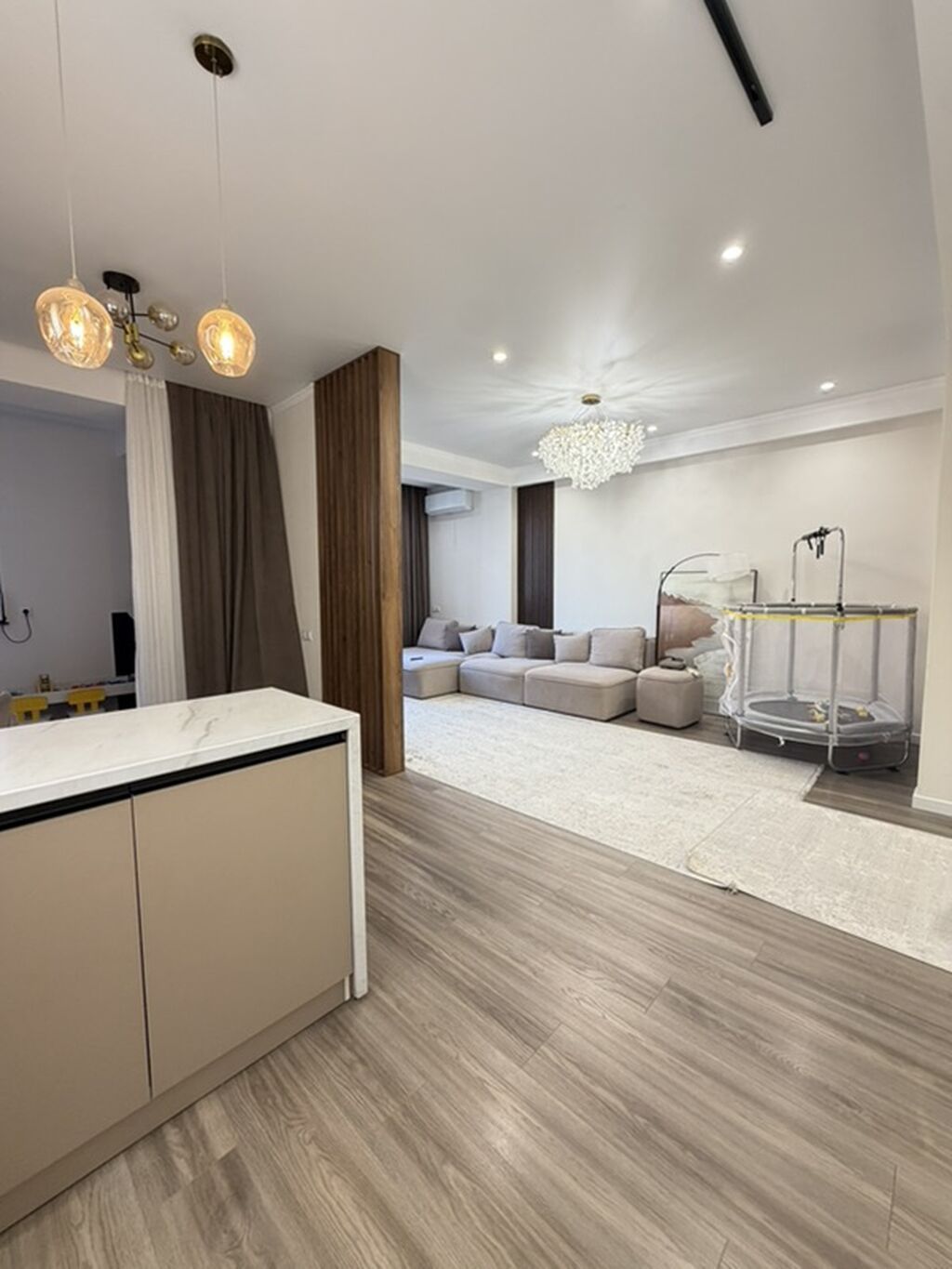 1 комната, 82 м², 7 мкр Элитка, 10 этаж, Дизайнерский ремонт: фото 2
