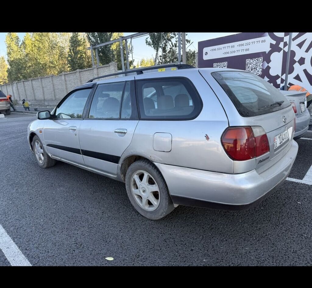 Nissan Primera: 2001 г., 1.8 л, Механика, Бензин, Универсал: фото 2
