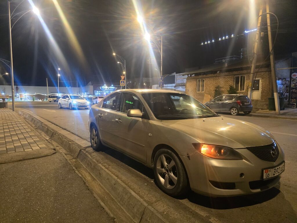 Mazda 3: 2005 г., Автомат, Бензин, Седан: фото 4