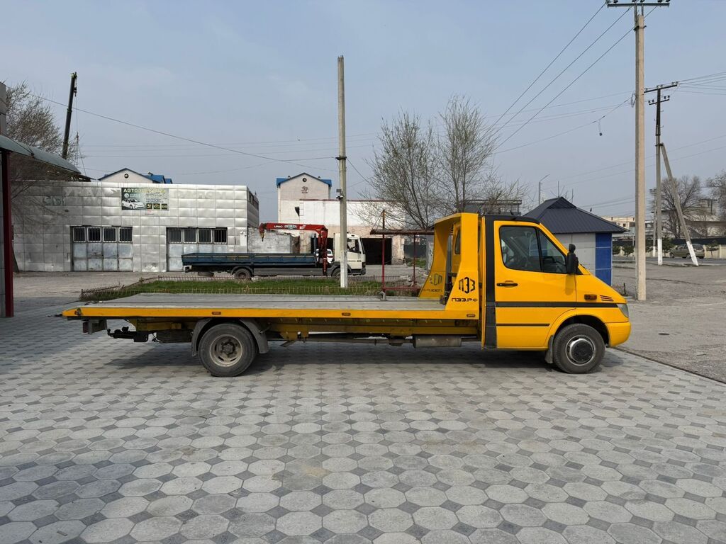 Mercedes-Benz Спринтер: 2006 г., 2.7 л, Механика, Дизель, Лифтбек: фото 4