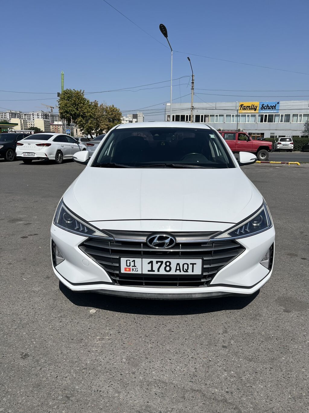 Hyundai Avante: 2019 г., 1.6 л, Автомат, Газ, Седан: фото 2