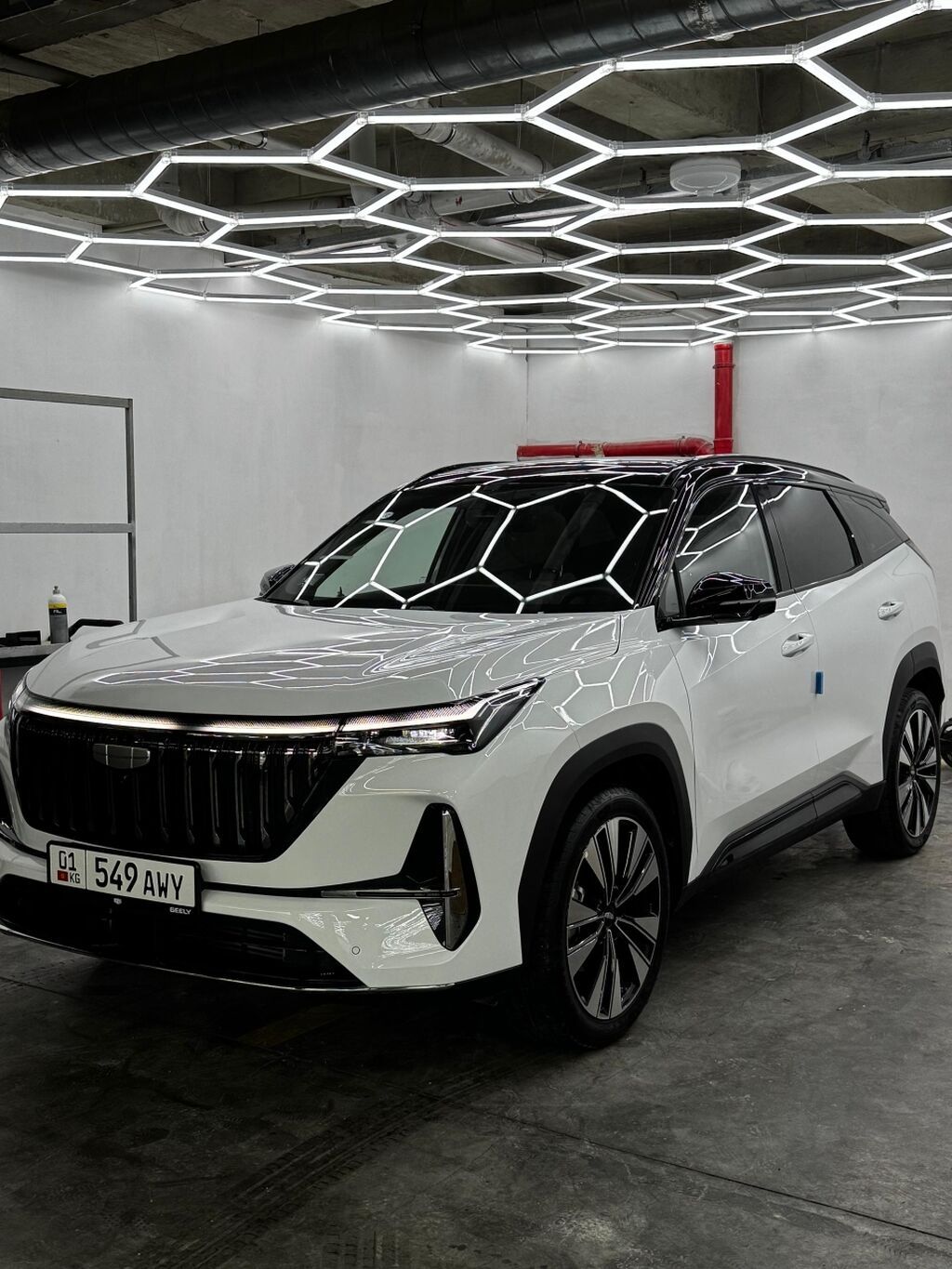 Geely Atlas Pro: 2025 г., 1.5 л, Робот, Бензин, Кроссовер: фото 2