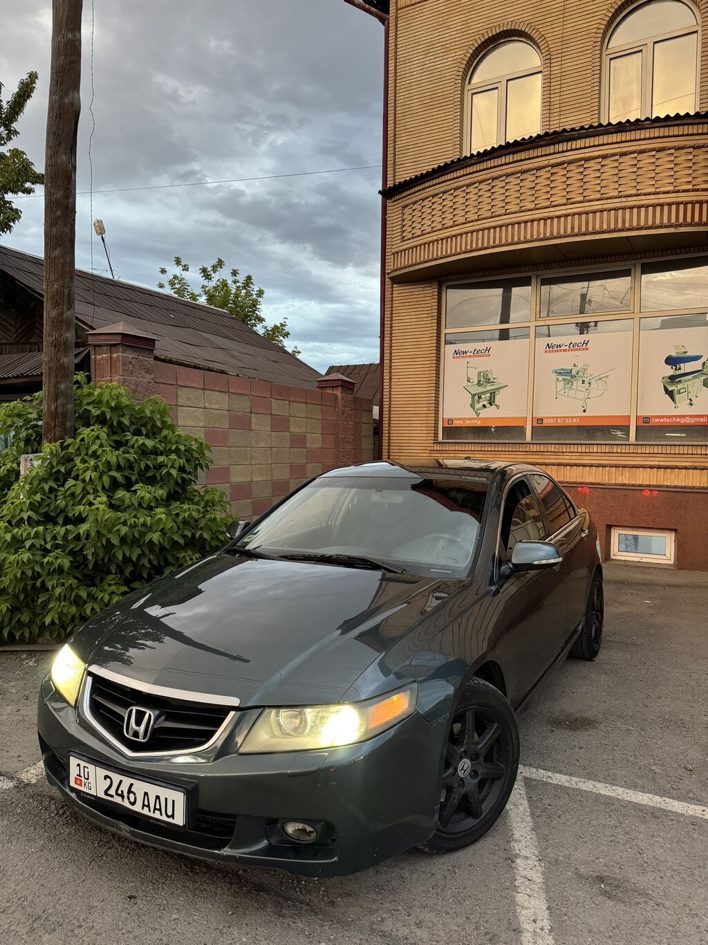 Honda Accord: 2005 г., 2.4 л, Автомат, Бензин, Седан: фото 4