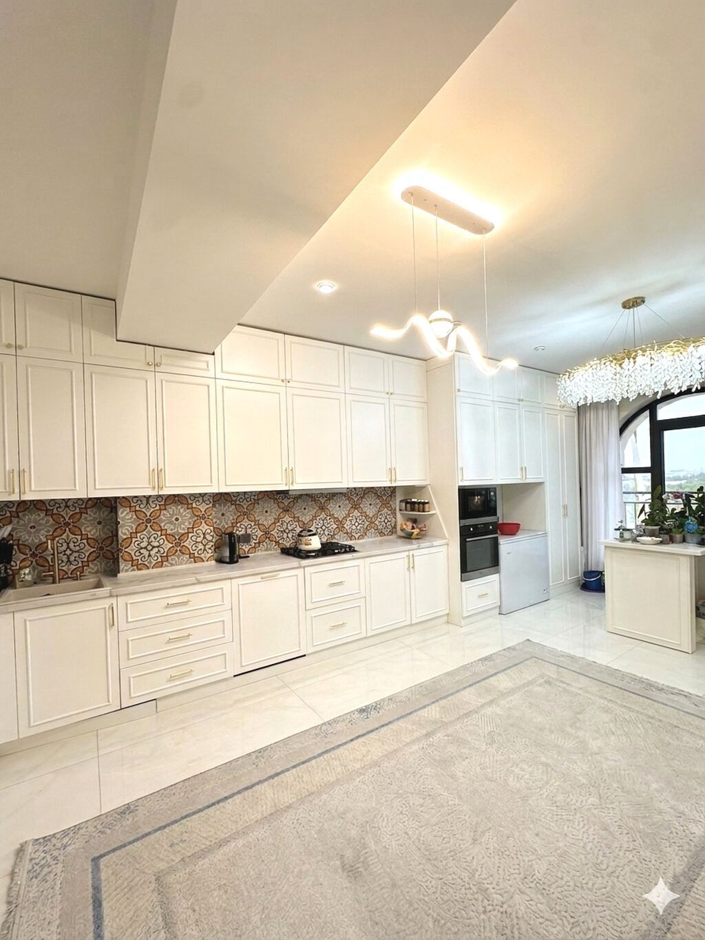 3 комнаты, 112 м², Элитка, 2 этаж, Дизайнерский ремонт: фото 3