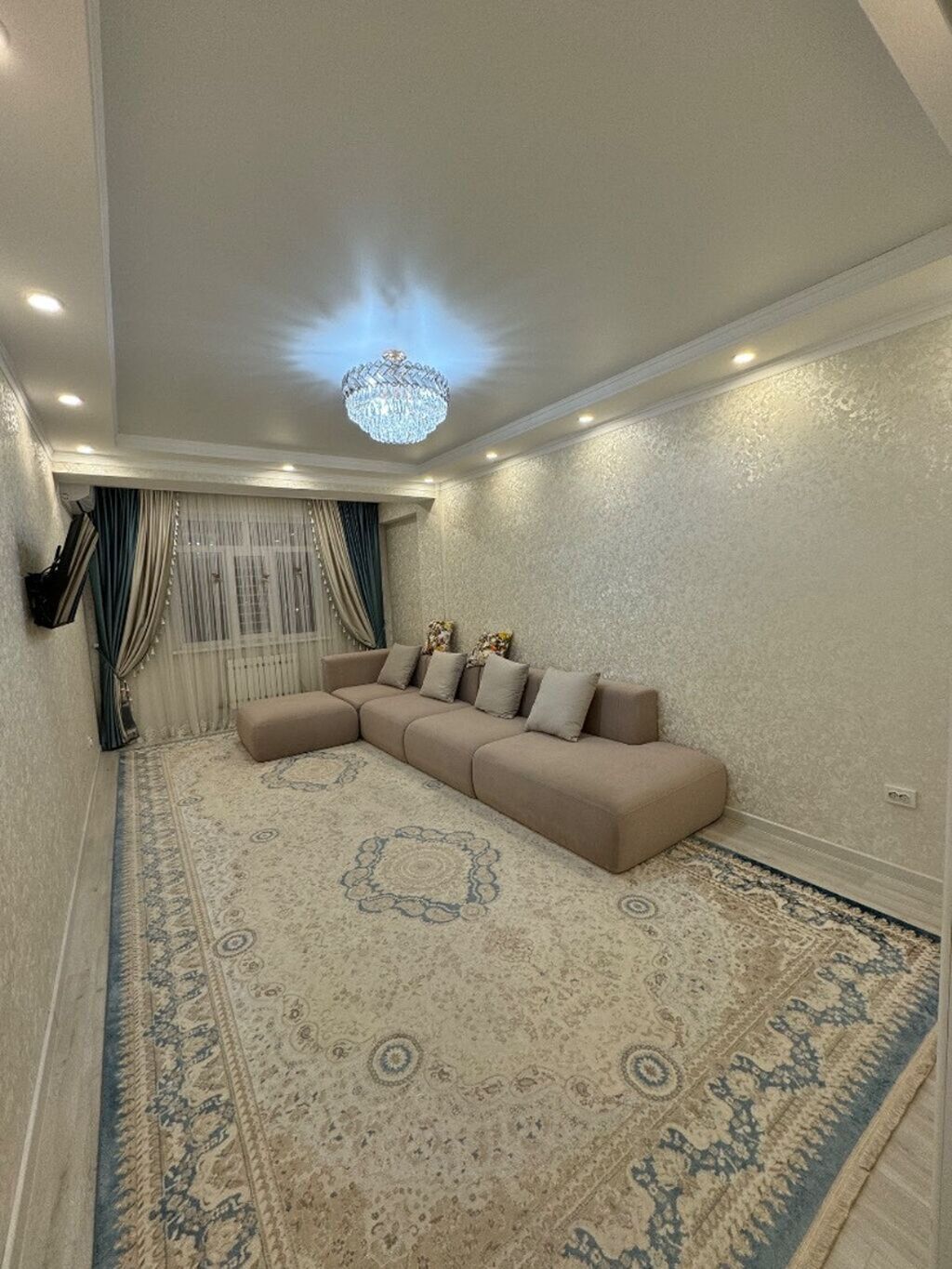 2 комнаты, 70 м², Элитка, 11 этаж, Свежий ремонт: фото 1
