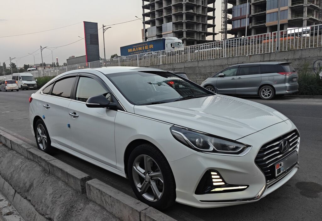 Hyundai Sonata: 2018 г., 2 л, Автомат, Газ, Седан: фото 5