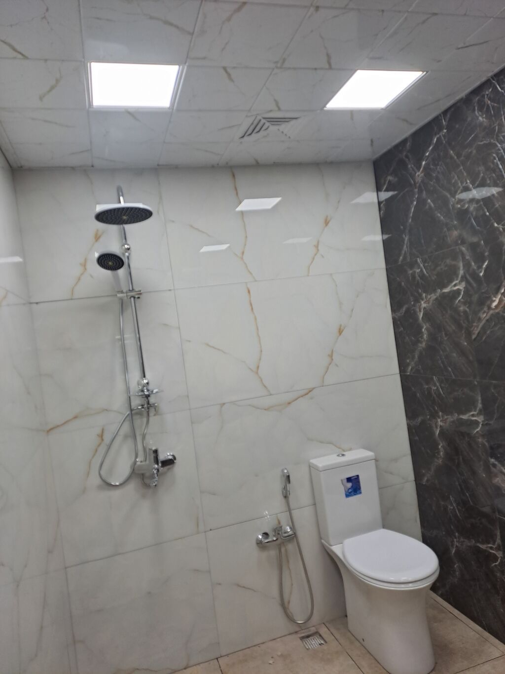 2 otaqlı, Yeni tikili, 68 kv. m