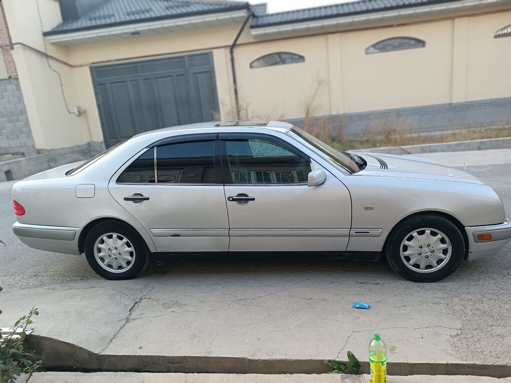 Mercedes-Benz E-Class: 1996 г., 2.3 л, Автомат, Газ, Седан: фото 4