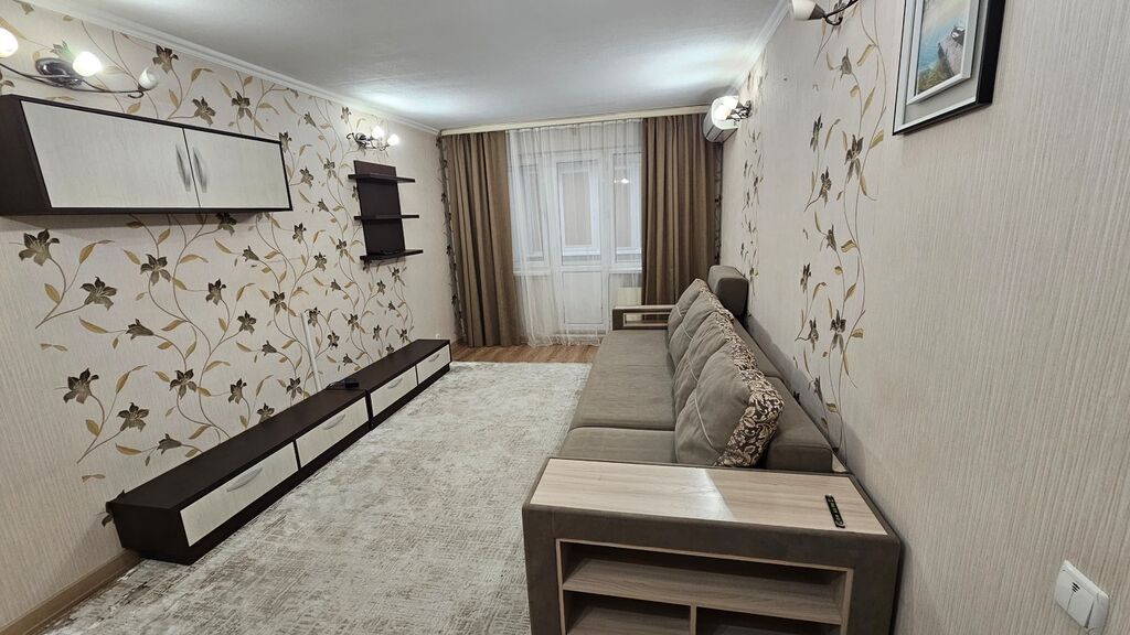 3 комнаты, 64 м², БГУ 104 серия, 1 этаж, Евроремонт: фото 4