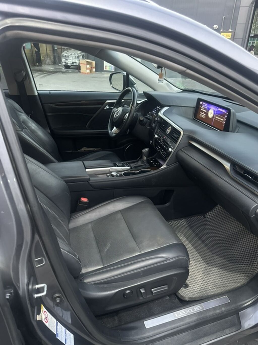 Lexus RX: 2018 г., 3.5 л, Автомат, Гибрид, Кроссовер: фото 8