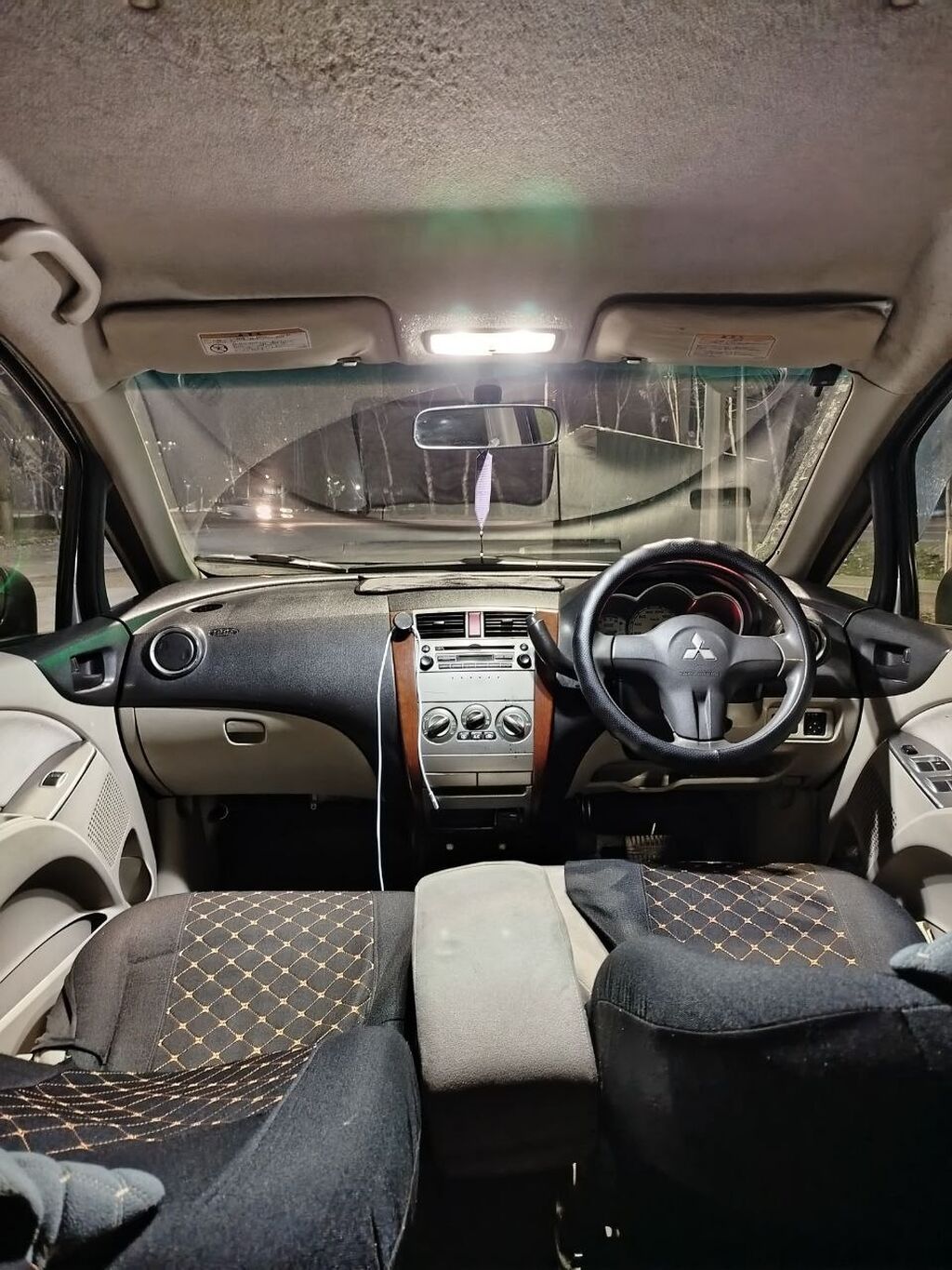 Mitsubishi Colt: 2003 г., 1.3 л, Вариатор, Бензин, Хэтчбэк: фото 5