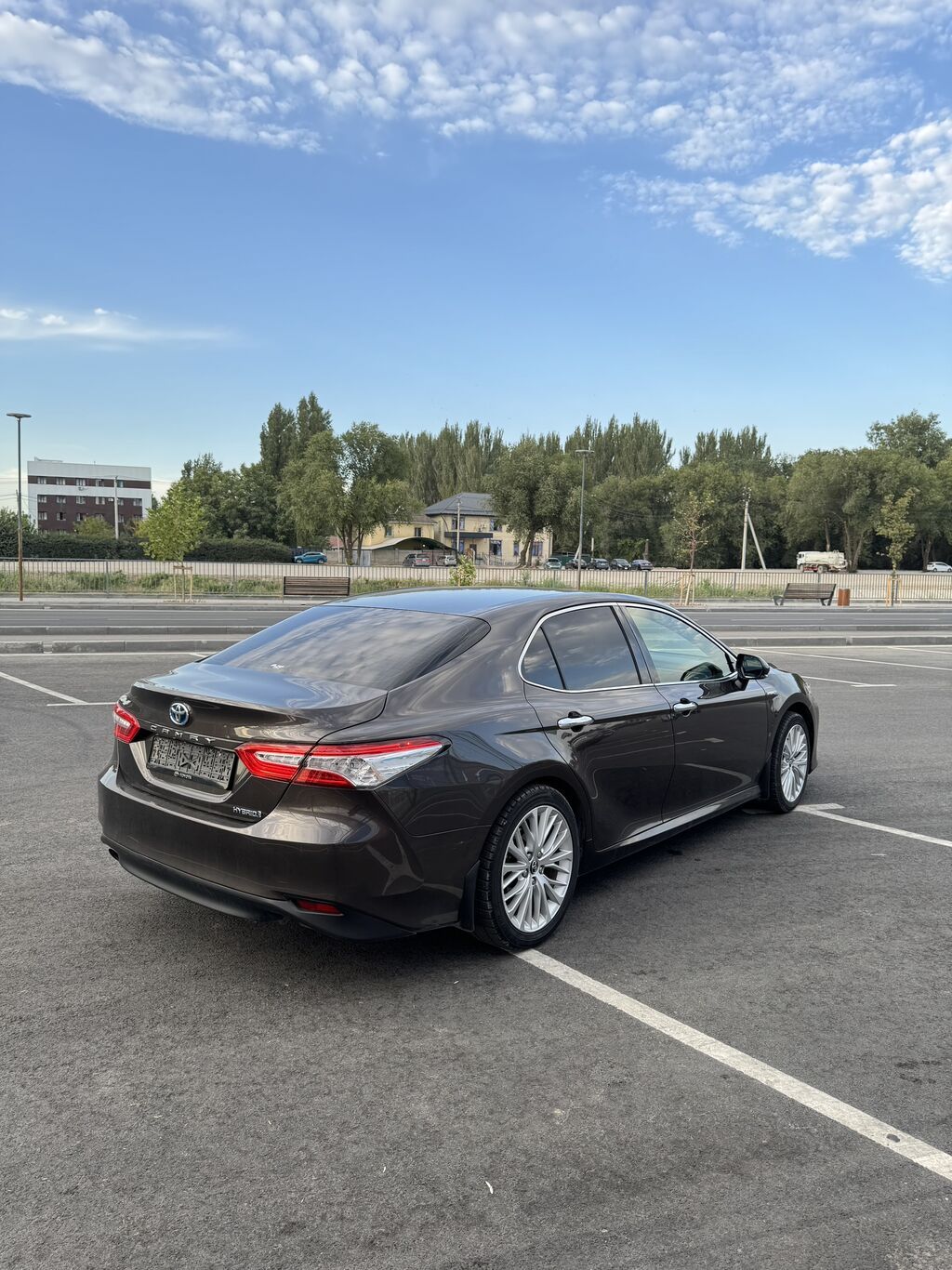 Toyota Camry: 2018 г., 2.5 л, Вариатор, Гибрид, Седан: фото 7