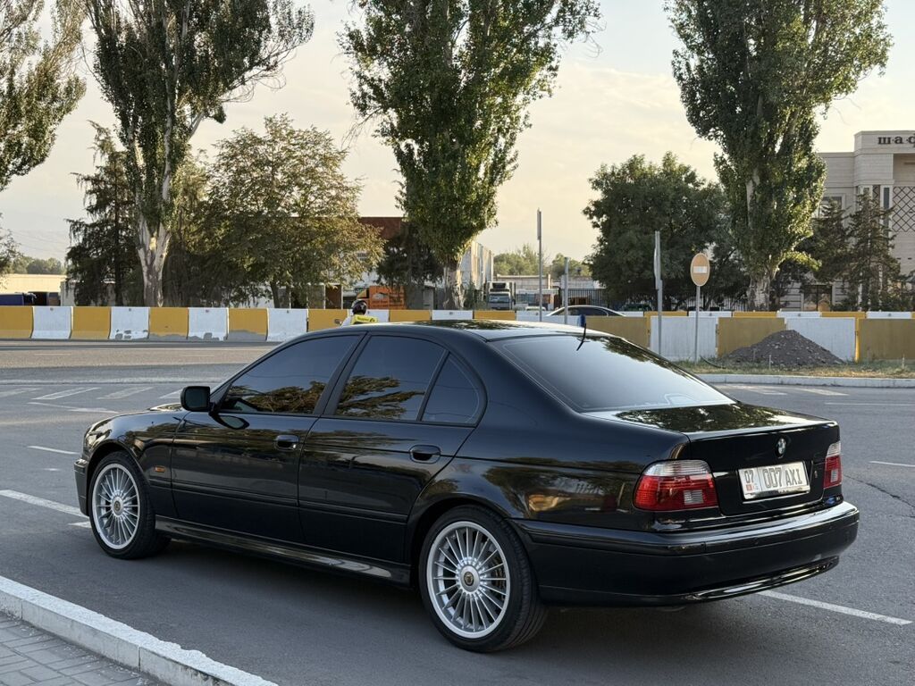 BMW 5 series: 2002 г., 3 л, Автомат, Бензин, Седан: фото 2
