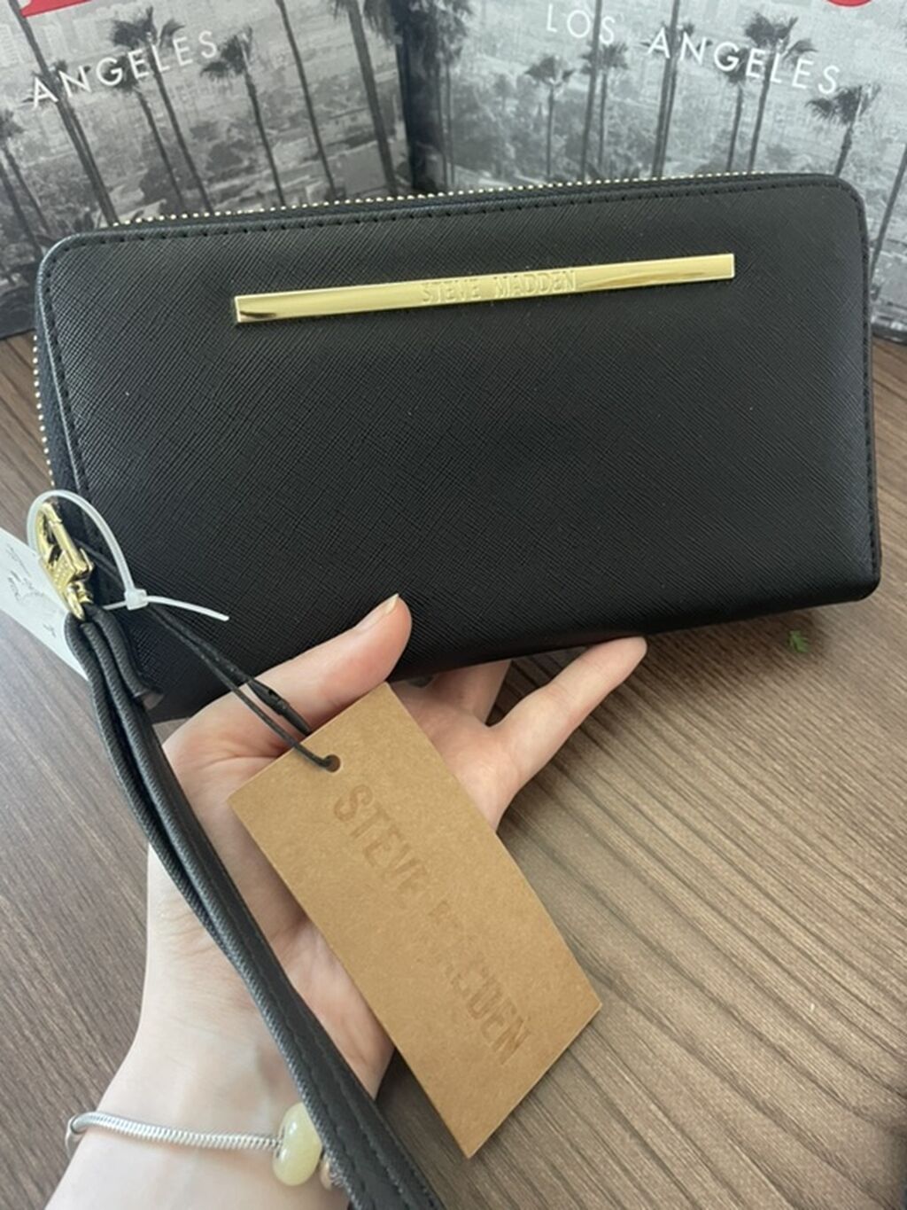 Steve Madden qadın pulqabısı / wristlet - Rəng: qara - Material