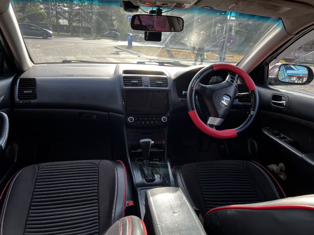 Honda Accord: 2003 г., 2 л, Автомат, Бензин, Седан: фото 8