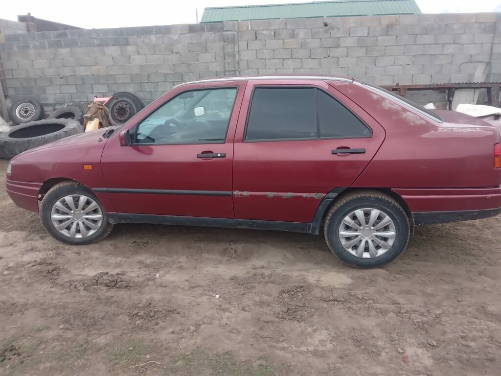 Seat Toledo: 1994 г., Механика, Бензин, Седан: фото 3