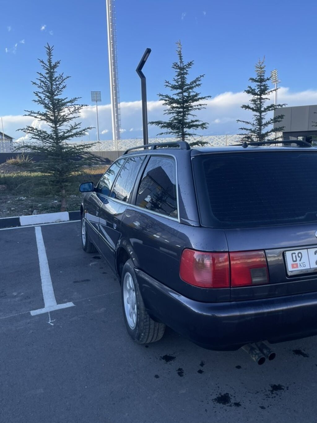 Audi A6: 1997 г., 2.6 л, Механика, Бензин, Универсал: фото 1