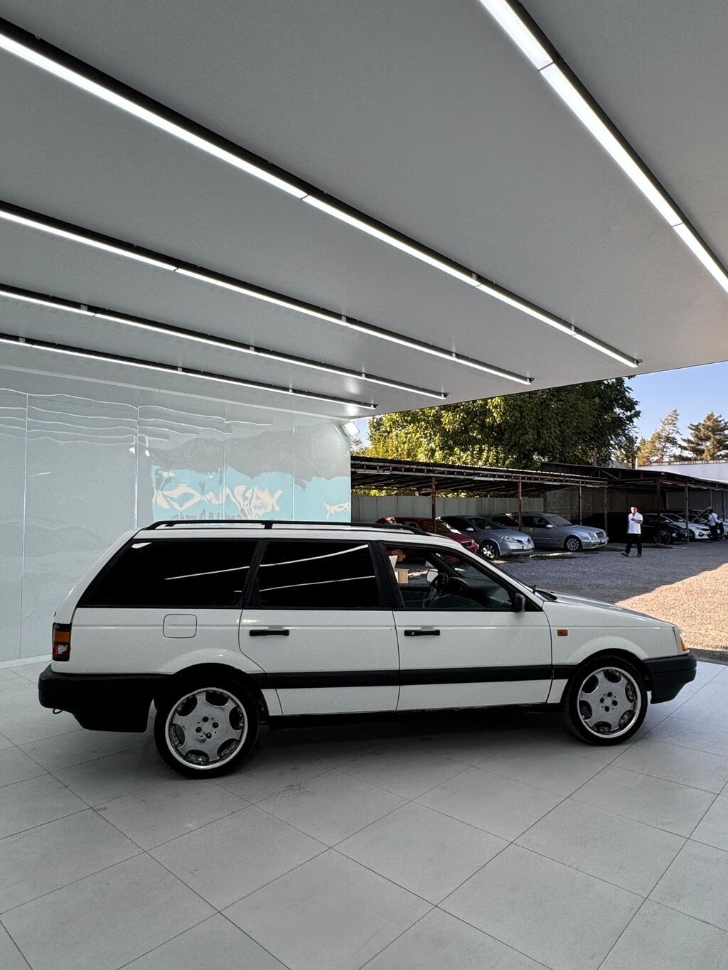 Volkswagen Passat: 1992 г., 1.8 л, Механика, Бензин, Универсал: фото 3
