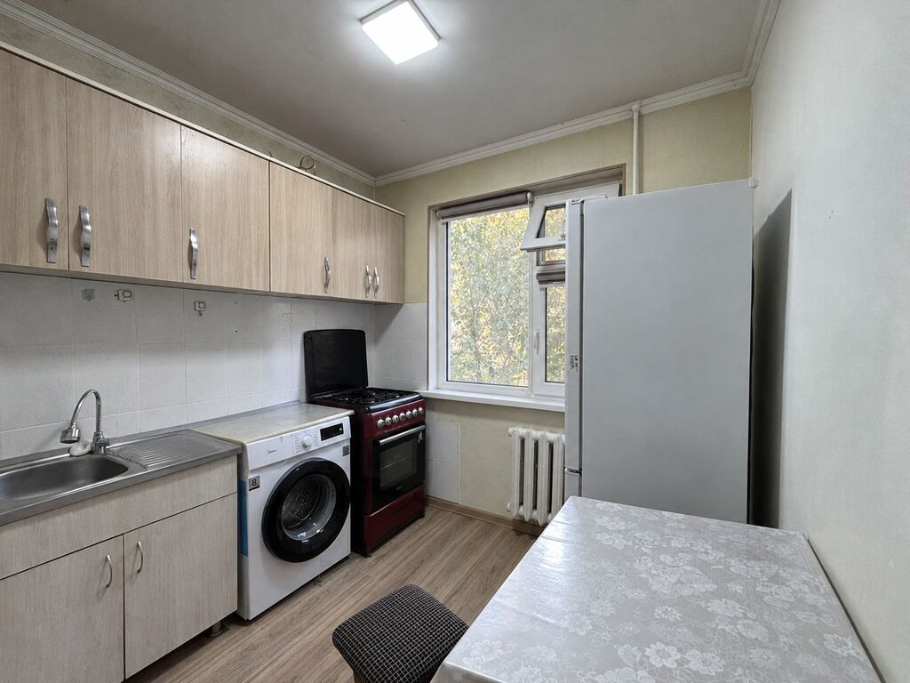 2 комнаты, 48 м², 10 мкр 104 серия, 2 этаж, Евроремонт: фото 5