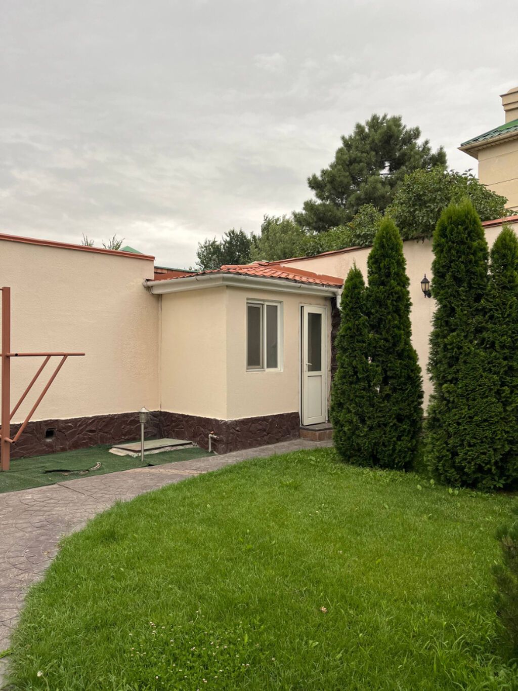 Продаю шикарный 4 уровневый дом с большим участком Локация Гоин: фото 4