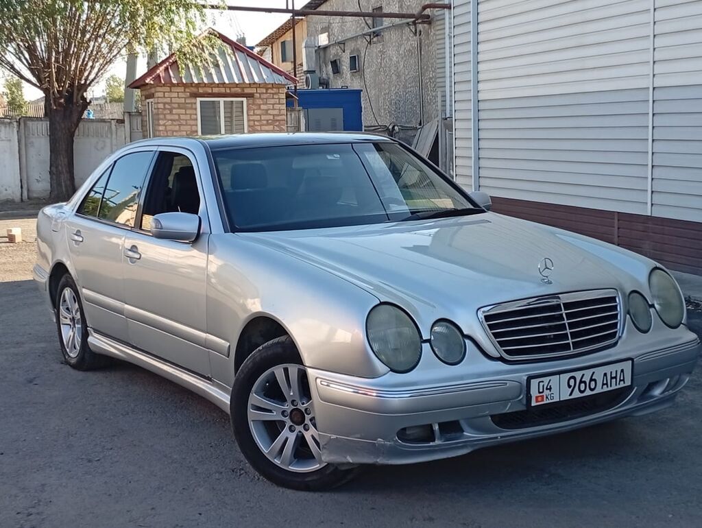 Mercedes-Benz E-Class: 1999 г., 3.2 л, Автомат, Бензин, Седан: фото 3