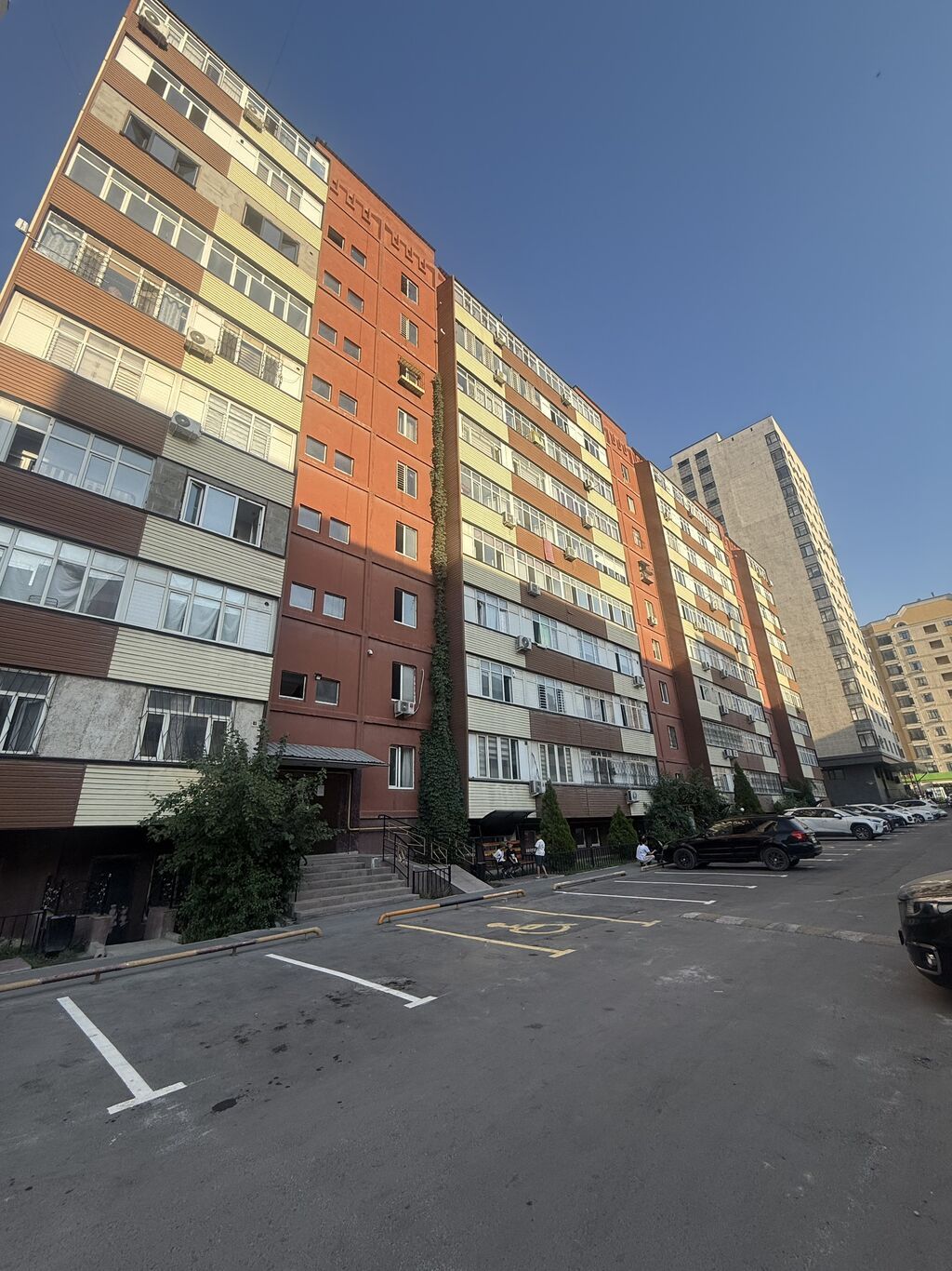 2 комнаты, 88 м², Средний Джал 108 серия, 3 этаж, Евроремонт: фото 1