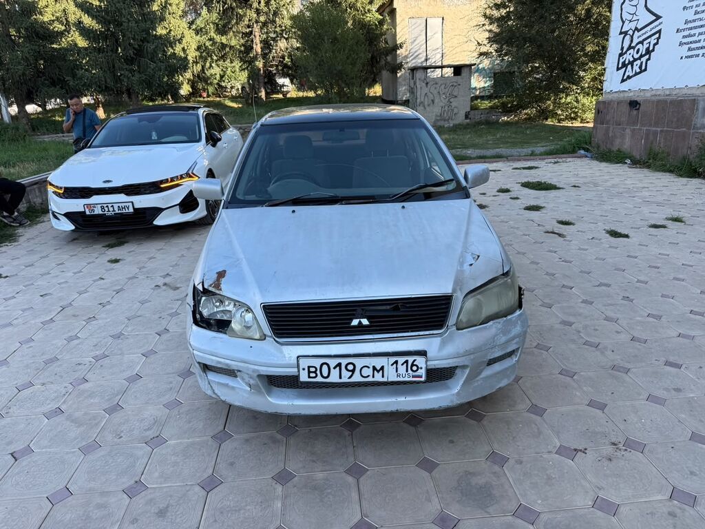 Mitsubishi Lancer: 2001 г., 1.6 л, Автомат, Бензин, Седан: фото 4