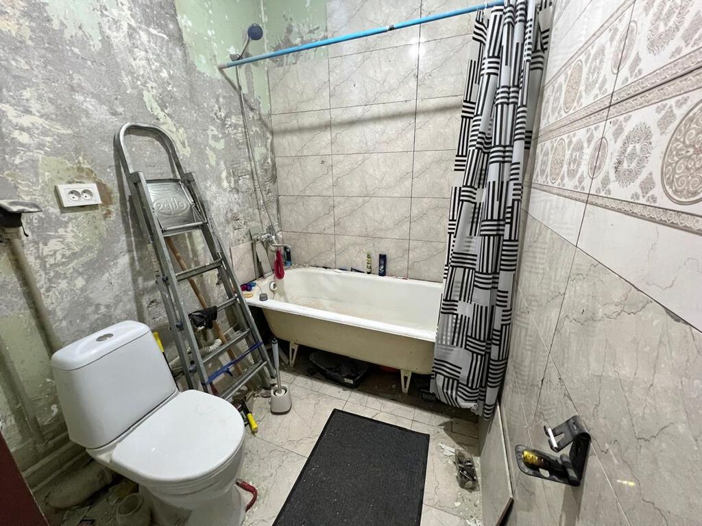 1 комната, 39 м², 12 мкр 105 серия, 4 этаж, Требуется ремонт: фото 8