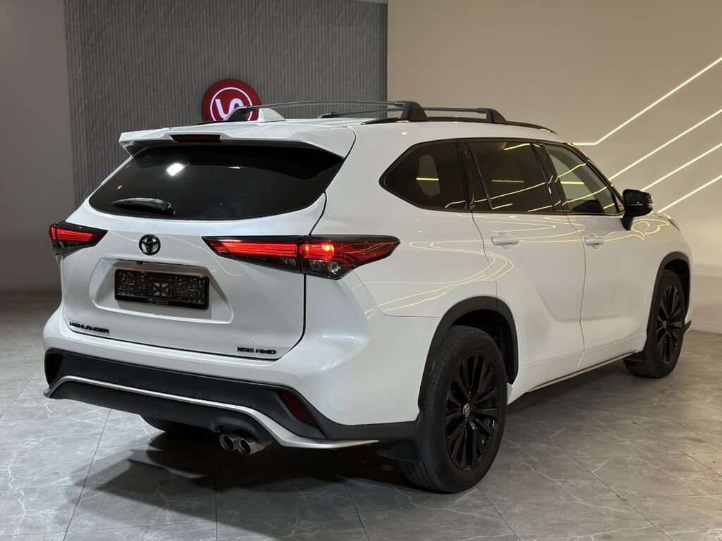 Toyota Highlander: 2023 г., 2.4 л, Бензин, Кроссовер: фото 5