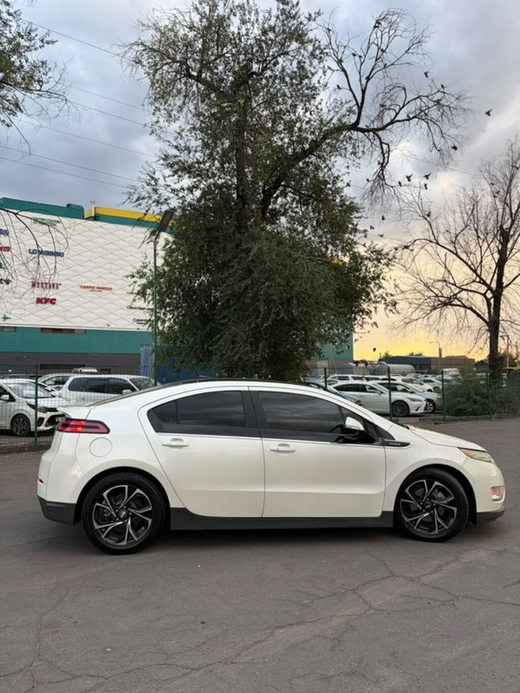 Chevrolet Volt: 2012 г., 1.4 л, Вариатор, Гибрид, Хэтчбэк: фото 5