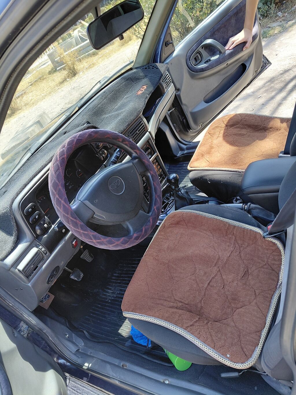 Daewoo Nexia: 2008 г., 1.5 л, Механика, Бензин, Седан: фото 5