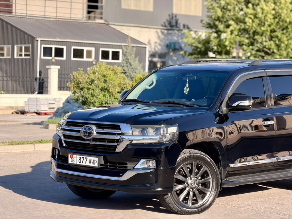 Toyota Land Cruiser: 2014 г., 4.5 л, Автомат, Дизель, Внедорожник: фото 2