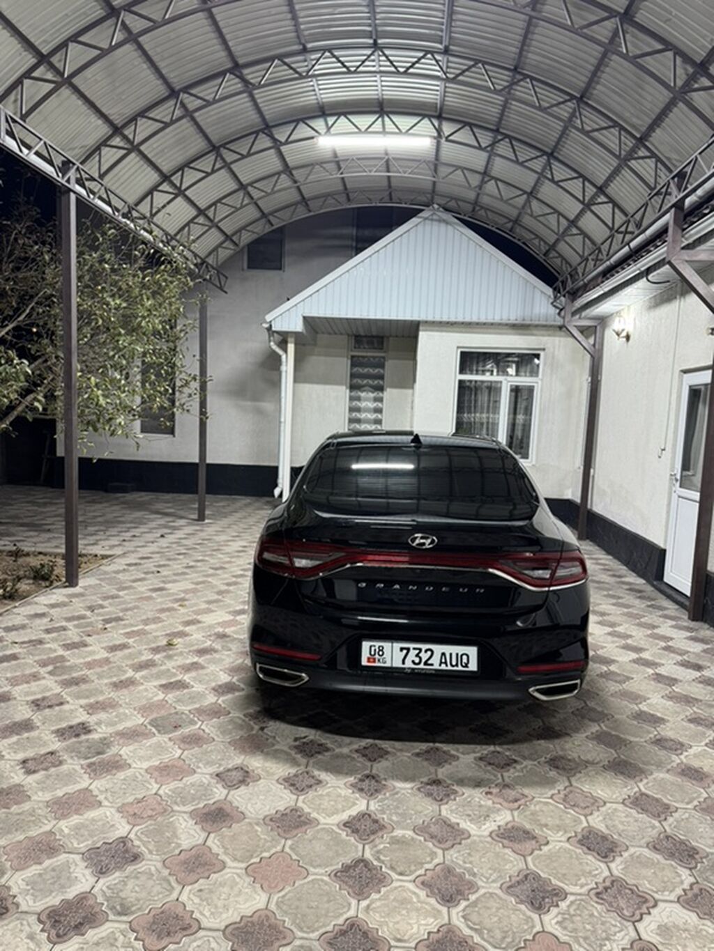 Hyundai Grandeur: 2019 г., 0.3 л, Автомат, Бензин, Седан — фото 2