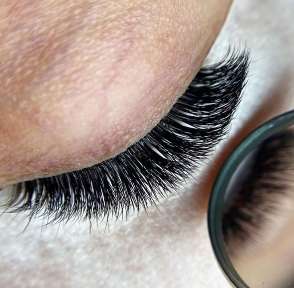 Наращивание ресниц Перманентный макияж ( бровей,губ,век) | 800 KGS ...