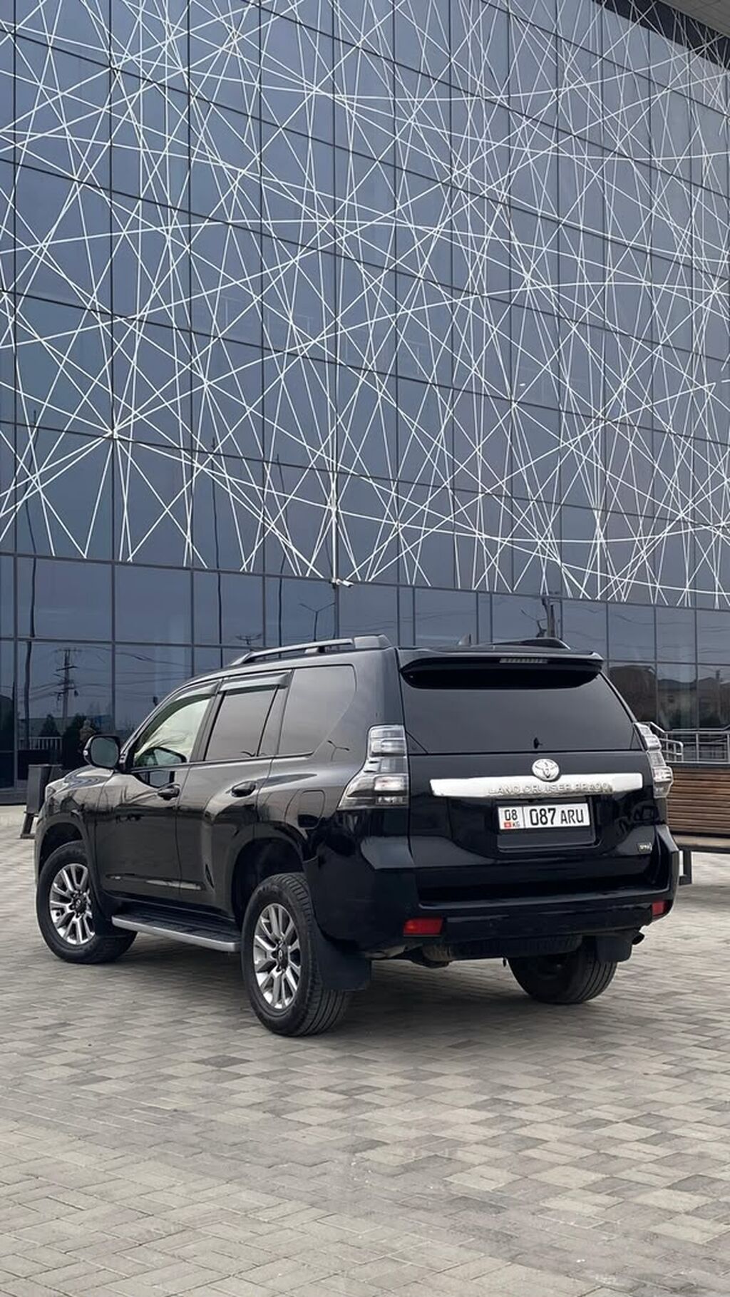 Toyota Land Cruiser Prado: 2017 г., 2.8 л, Автомат, Дизель, Внедорожник: фото 8