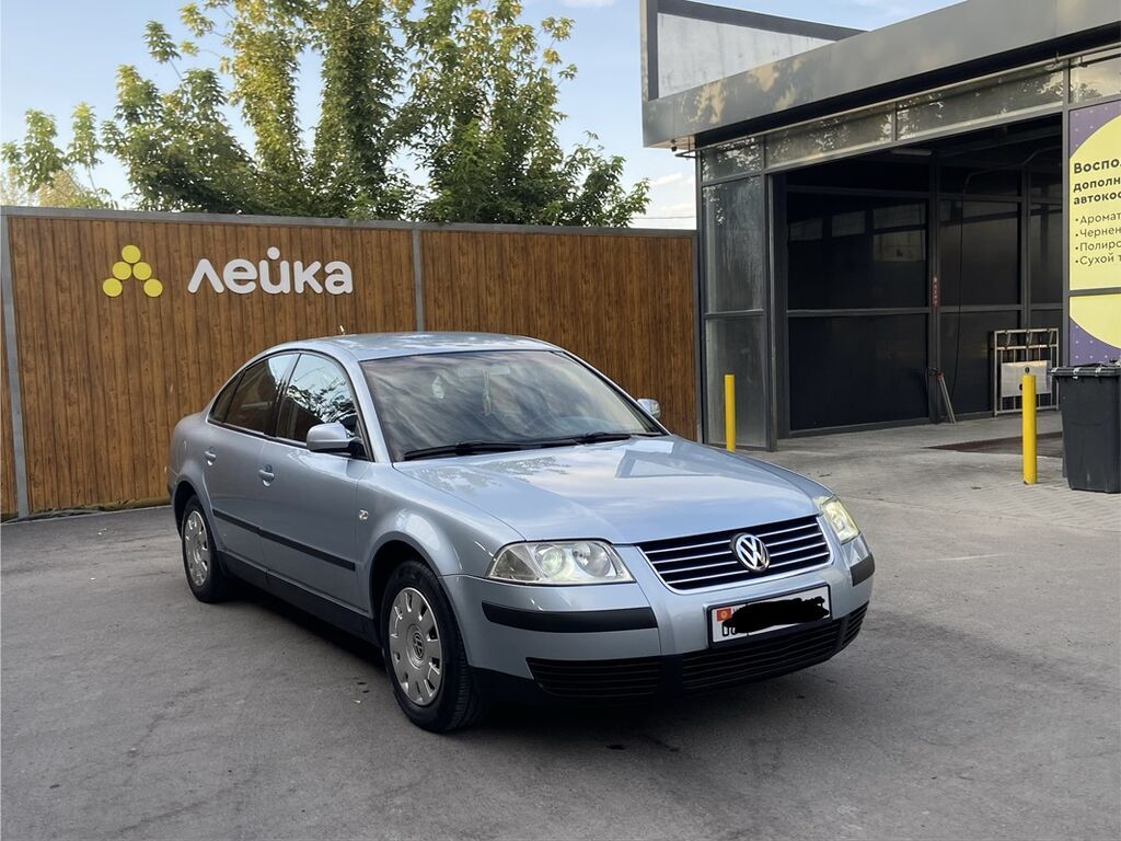 Volkswagen Passat: 2001 г., 2 л, Механика, Бензин, Седан: фото 2