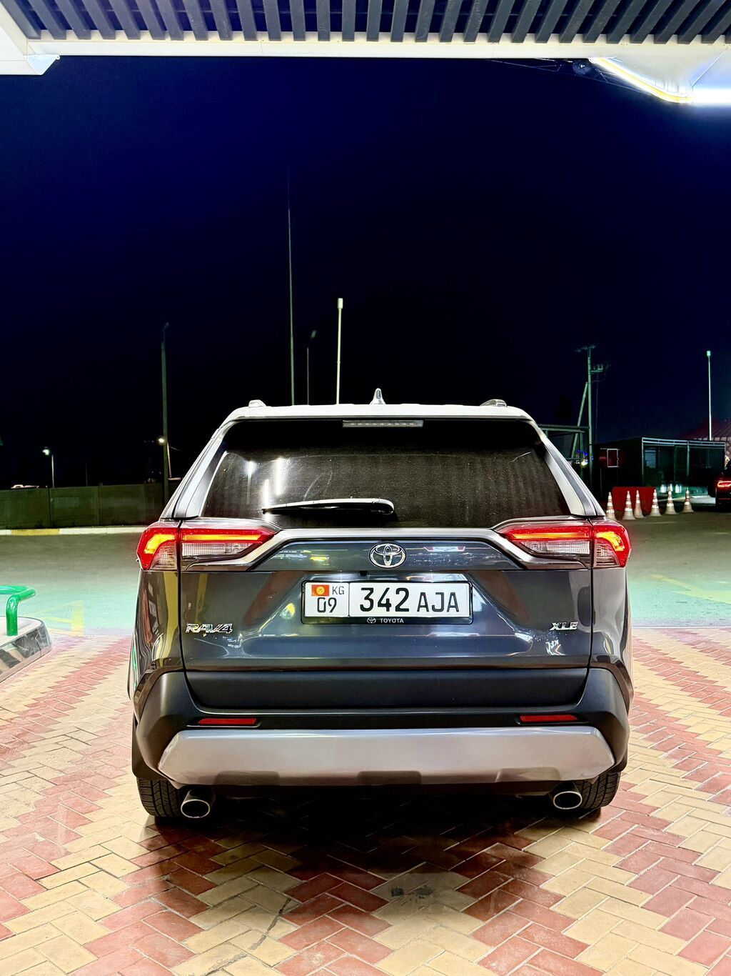 Toyota RAV4: 2019 г., 2.5 л, Бензин, Кроссовер: фото 6