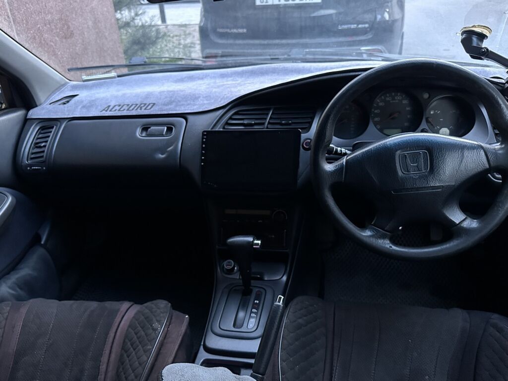 Honda Domani: 2001 г., 1.8 л, Механика, Бензин, Седан: фото 6