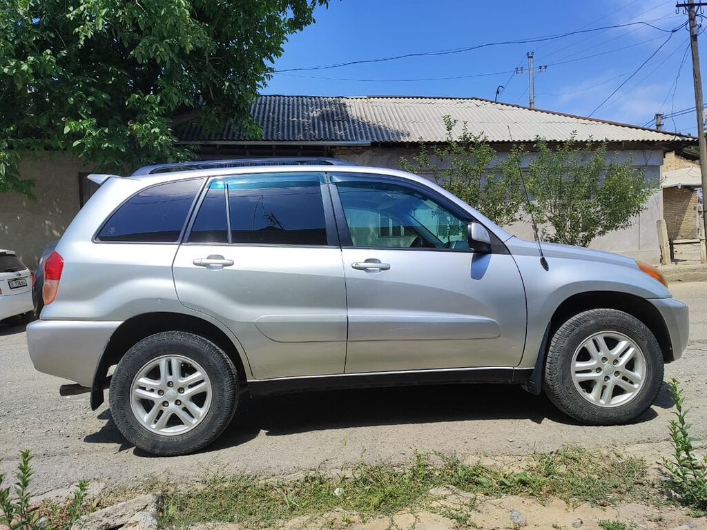 Toyota RAV4: 2003 г., 2 л, Автомат, Бензин, Кроссовер: фото 7