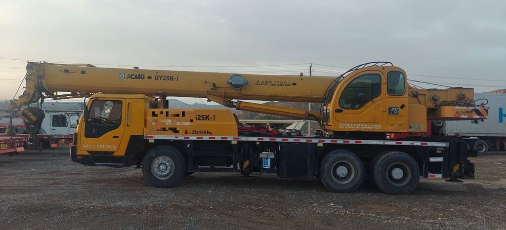 Услуги автокрана XCMG QY25K (25 тонн) - Профессиональная подача: фото 3