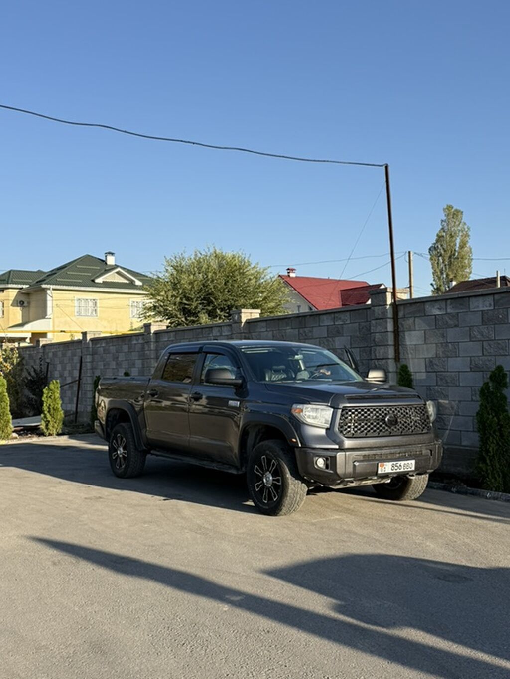 Toyota Тундра: 2020 г., 5.7 л, Автомат, Газ, Пикап: фото 1