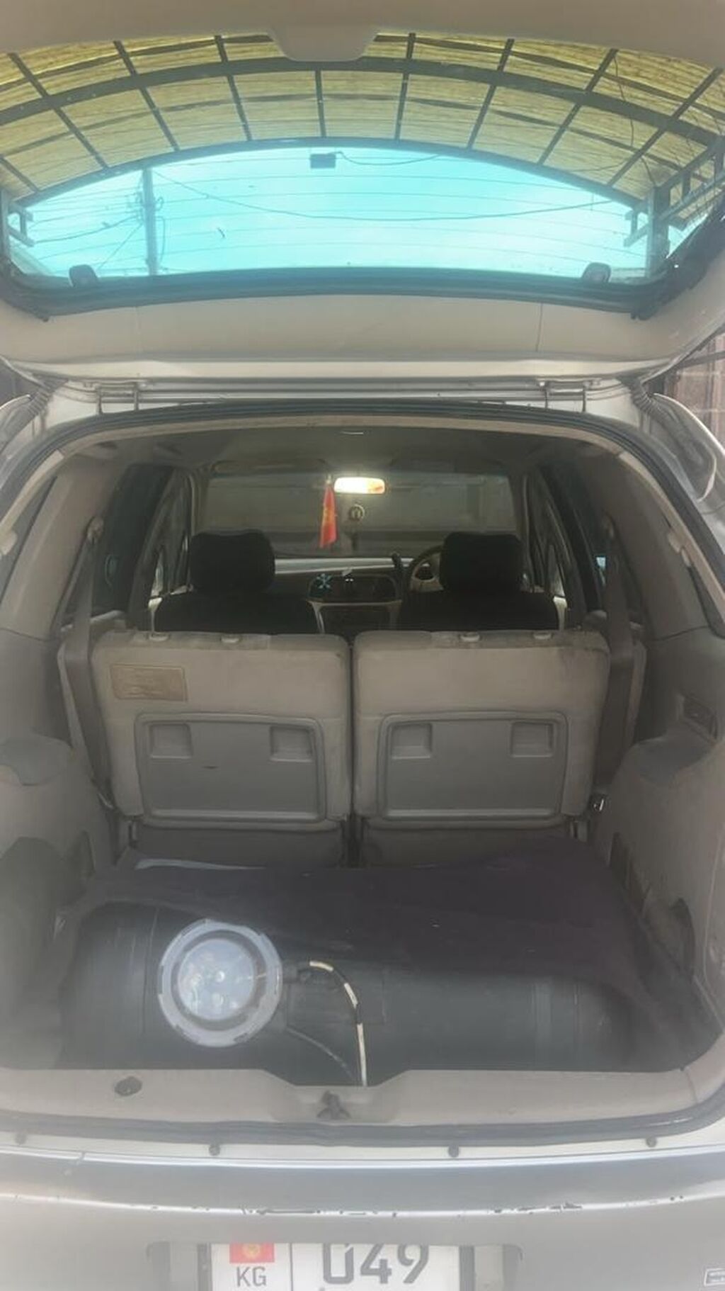 Nissan Serena: 2002 г., 2 л, Автомат, Газ, Минивэн: фото 3