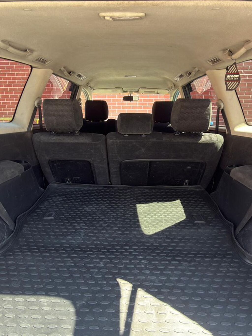 Toyota Ipsum: 2004 г., 2.3 л: фото 7