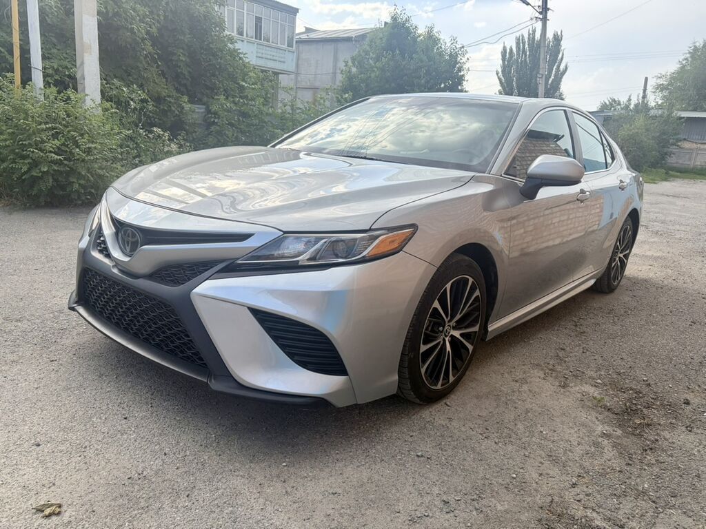 Toyota Camry: 2020 г., 2.5 л, Автомат, Бензин, Седан: фото 5