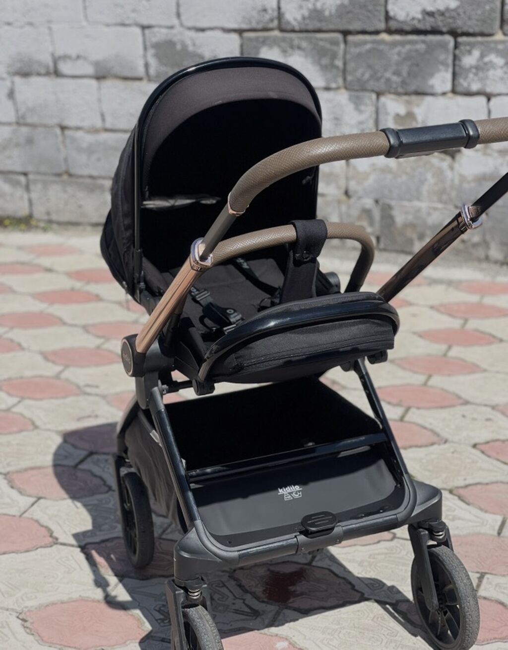 Прогулочная коляска Kidilo (черная) б/у Состояние 9/10 Пользовались(6: фото 2