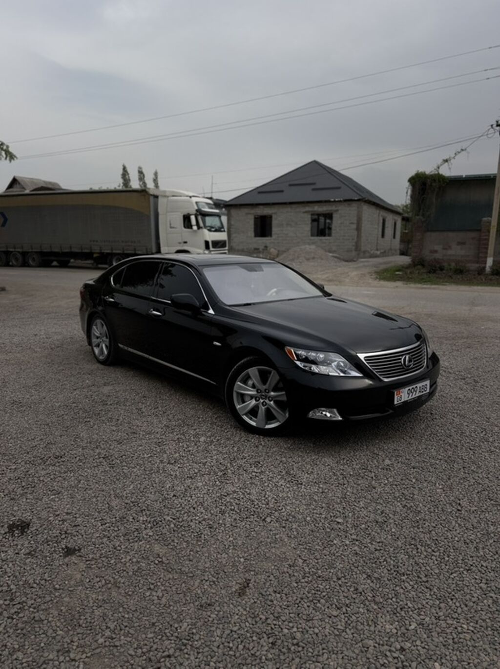Lexus LS: 2009 г., 5 л, Автомат, Бензин, Седан: фото 1